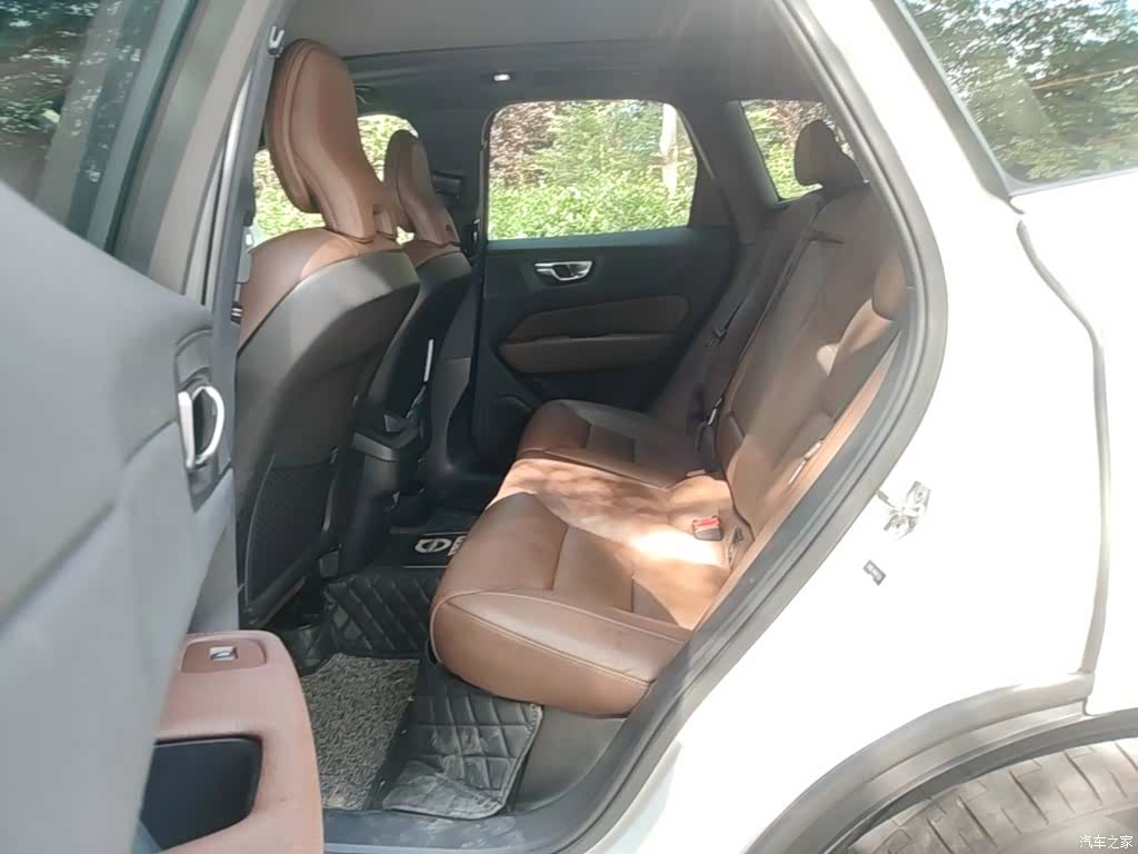 Volvo XC60, 2022 17