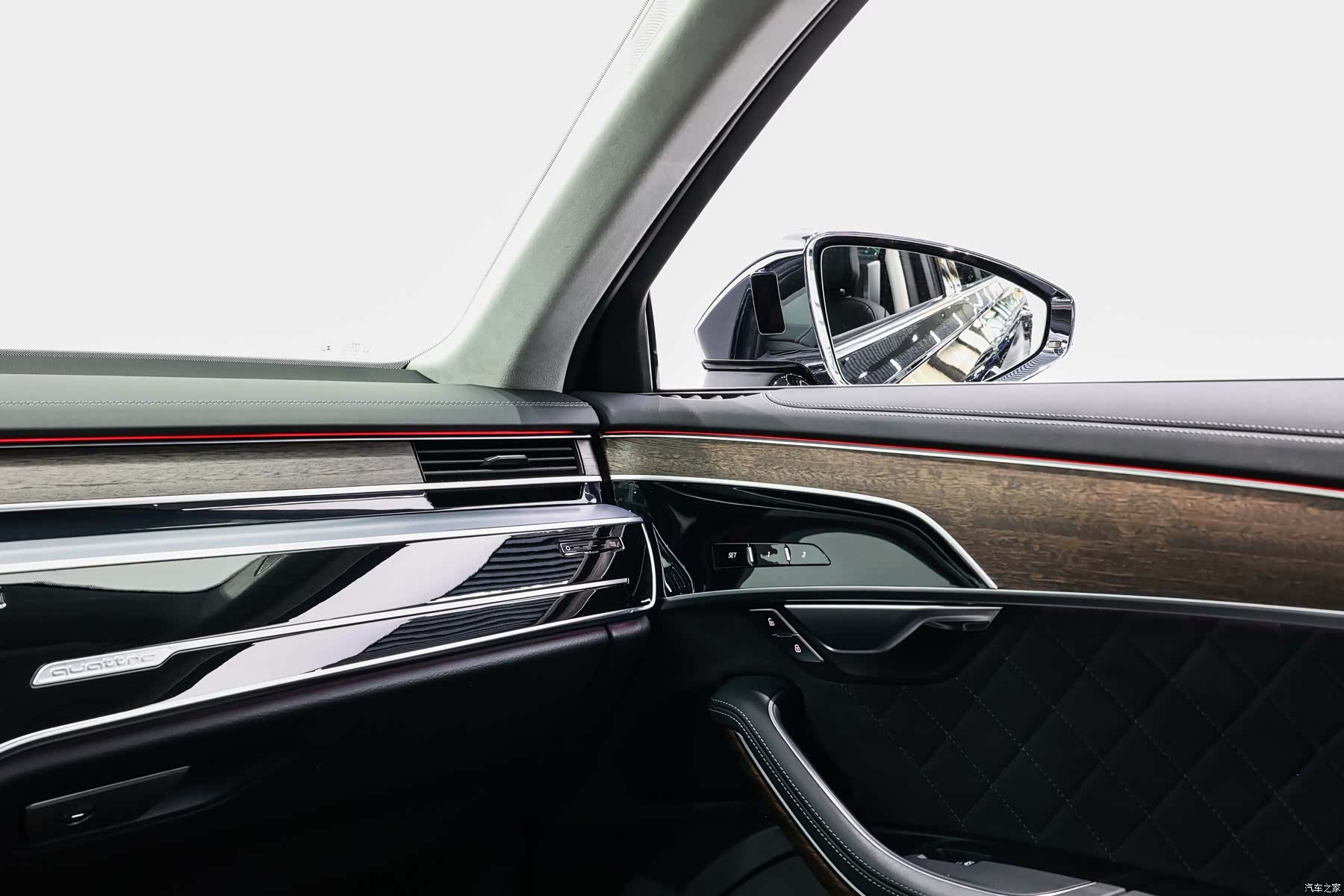 Audi A8L, 2022 21