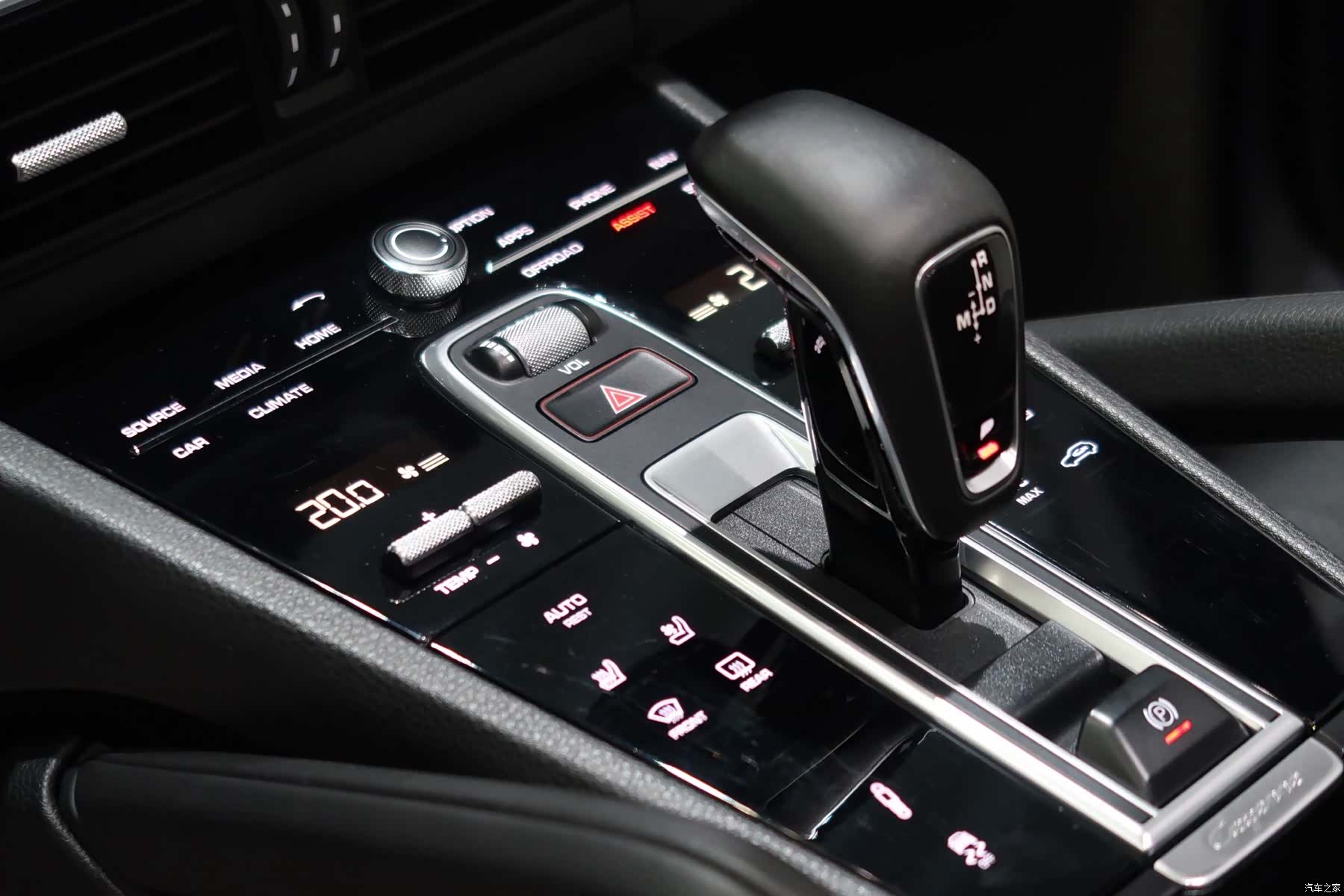 Porsche Cayenne, 2018 12