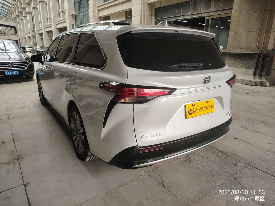 Toyota SIENNA
