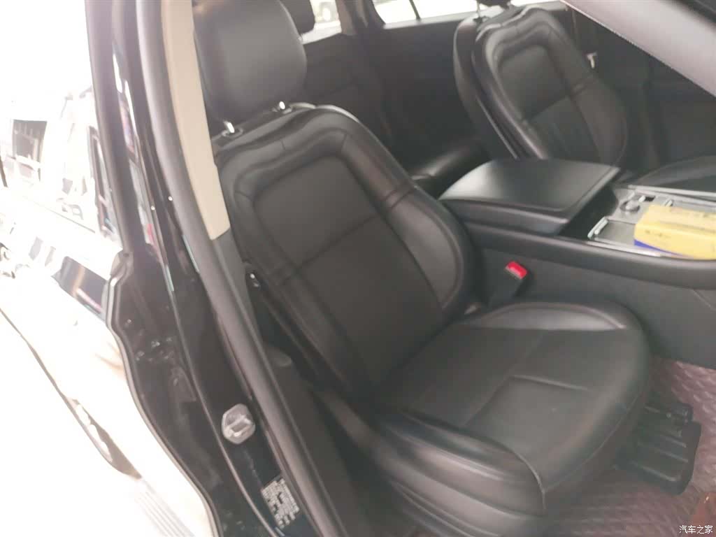 Lincoln Aviator, 2022 25