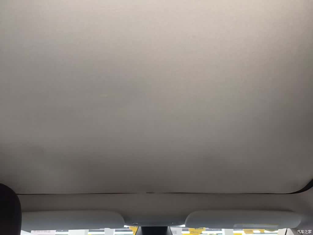 Tesla Model Y, 2024 18