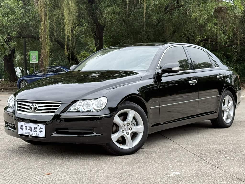 Toyota Reiz