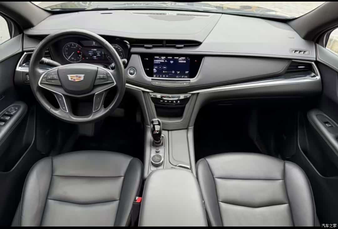 Cadillac XT5, 2023 4