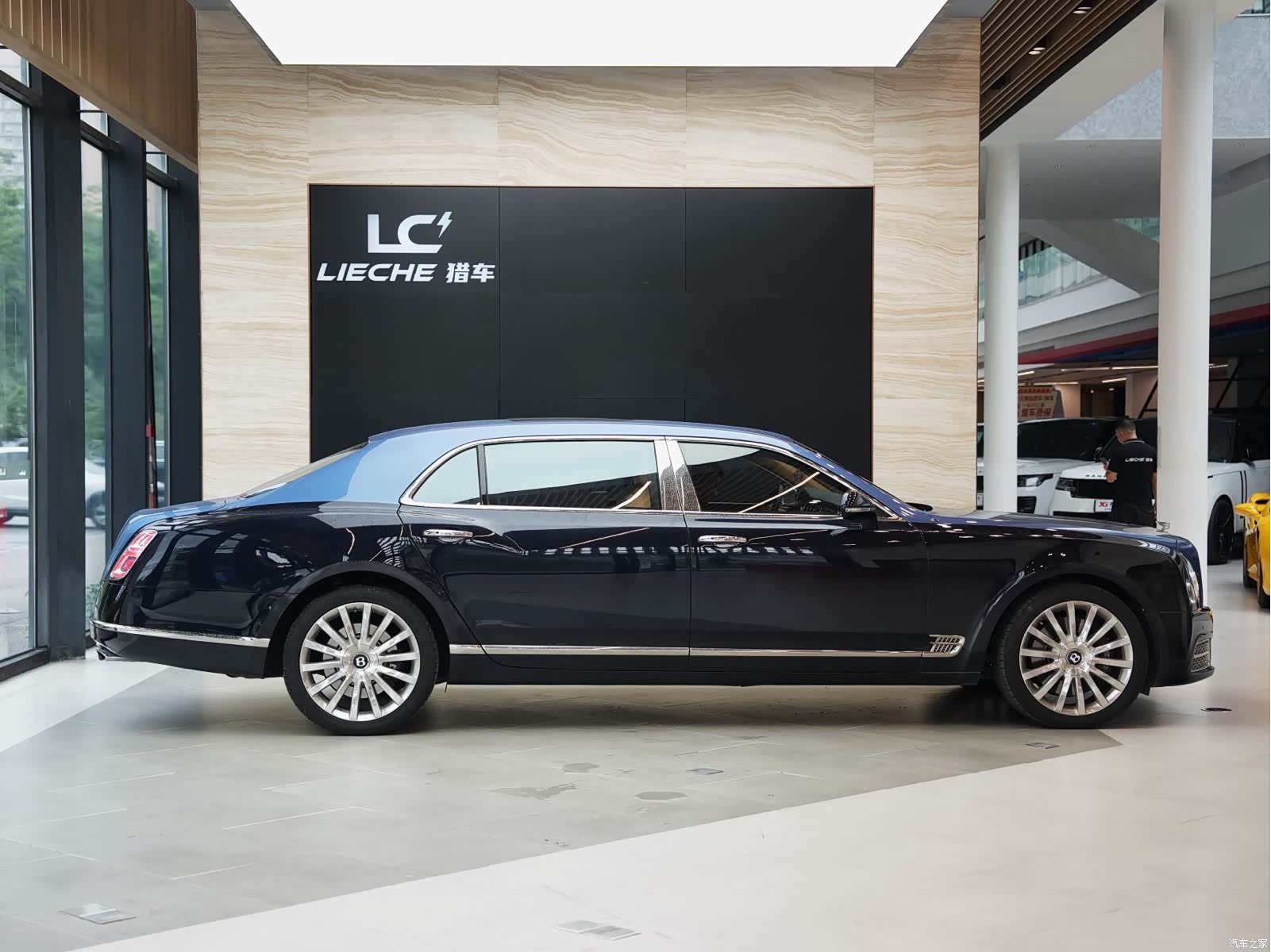 Bentley Mulsanne, 2017 3