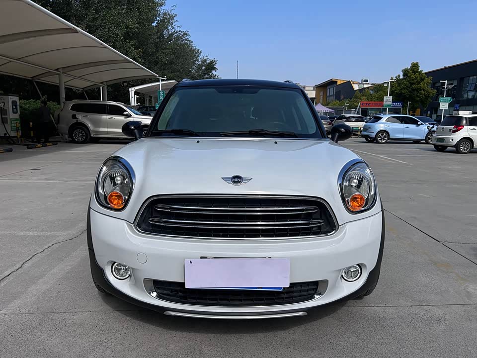 MINI COUNTRYMAN