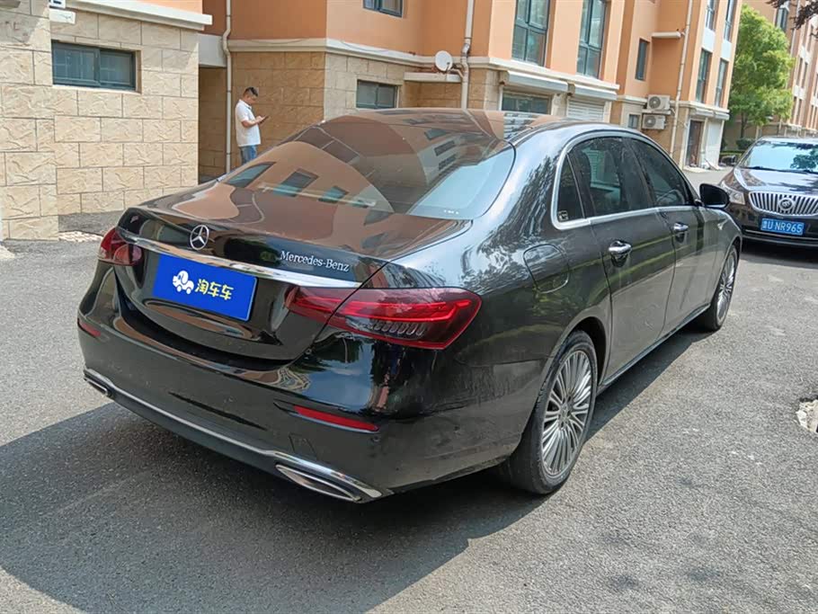 Mercedes-Benz E-class Mercedes-Benz E-class