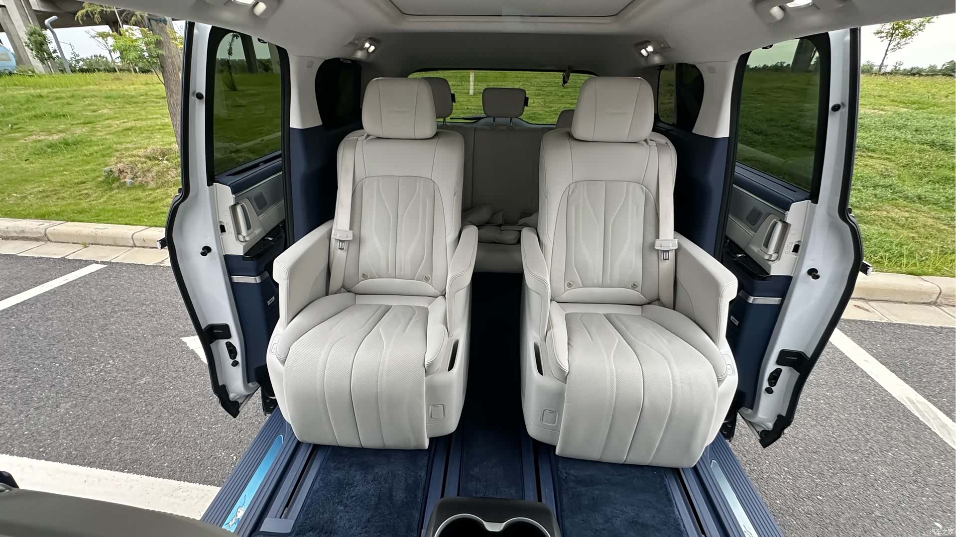 Buick GL8, 2024 7