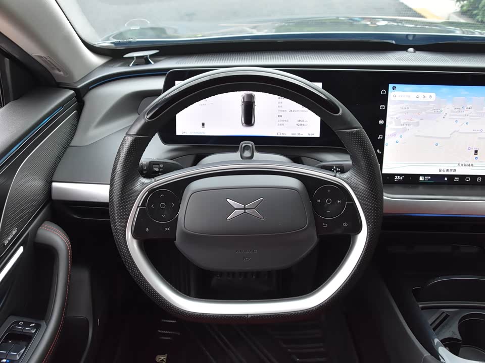 XPENG P7
