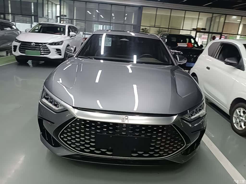 BYD Han, 2022 3