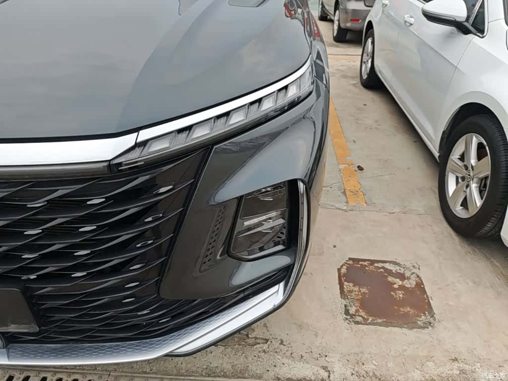 Roewe RX5, 2022 24