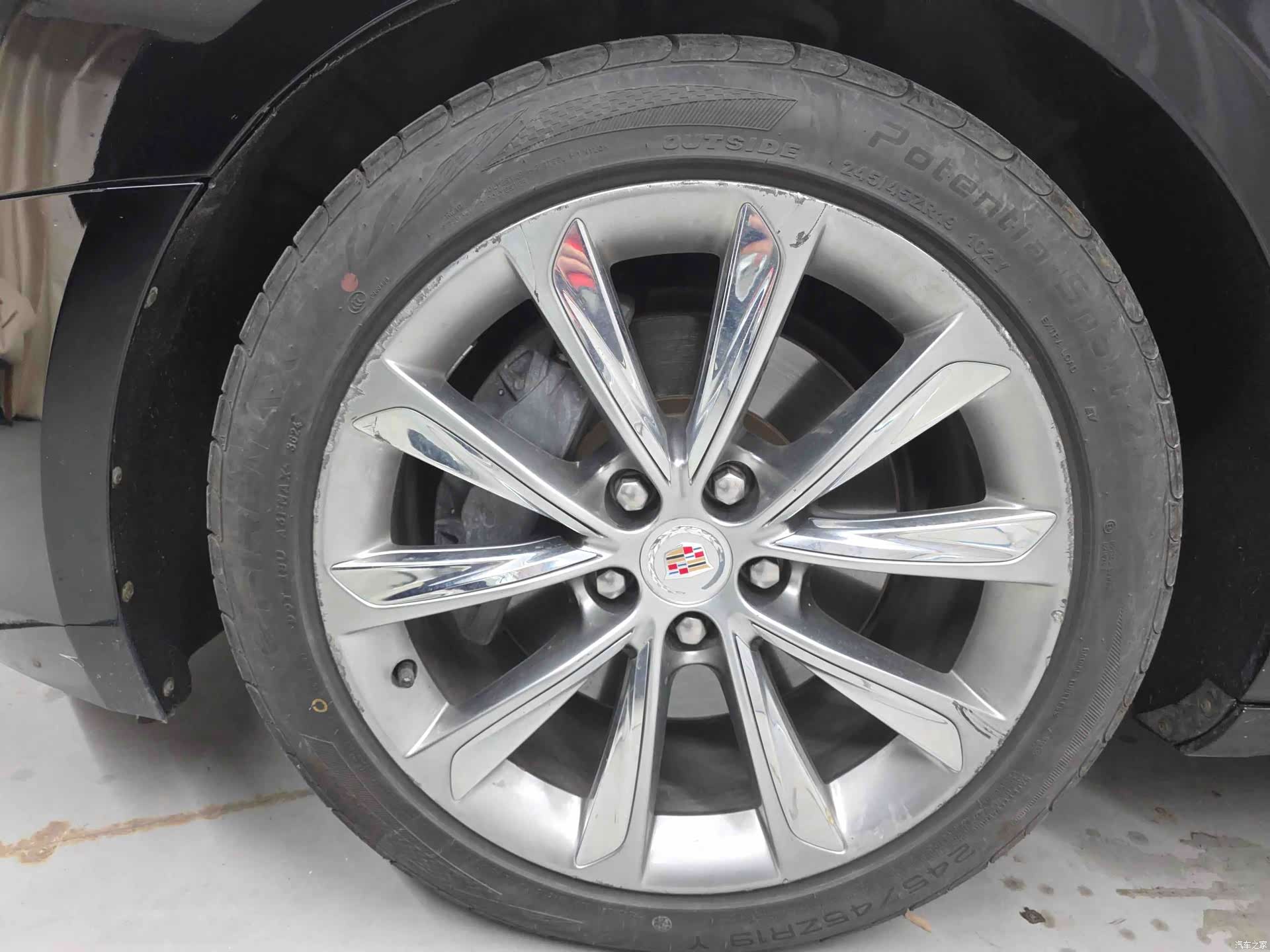 Cadillac XTS, 2013 33