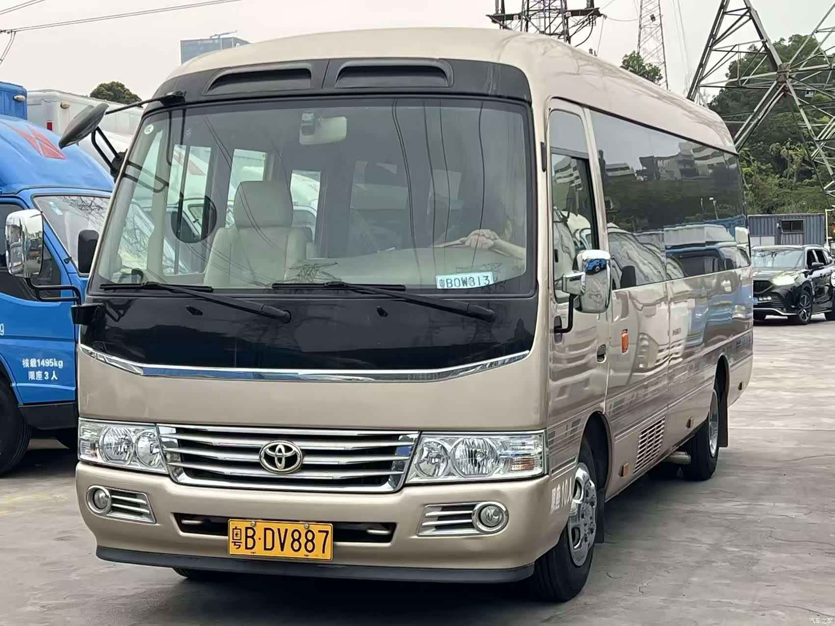 Toyota Coaster, 2017 1