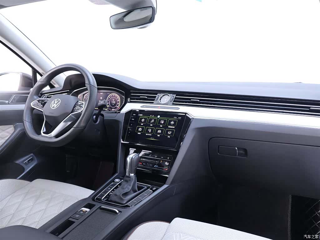 Volkswagen Magotan, 2023 18