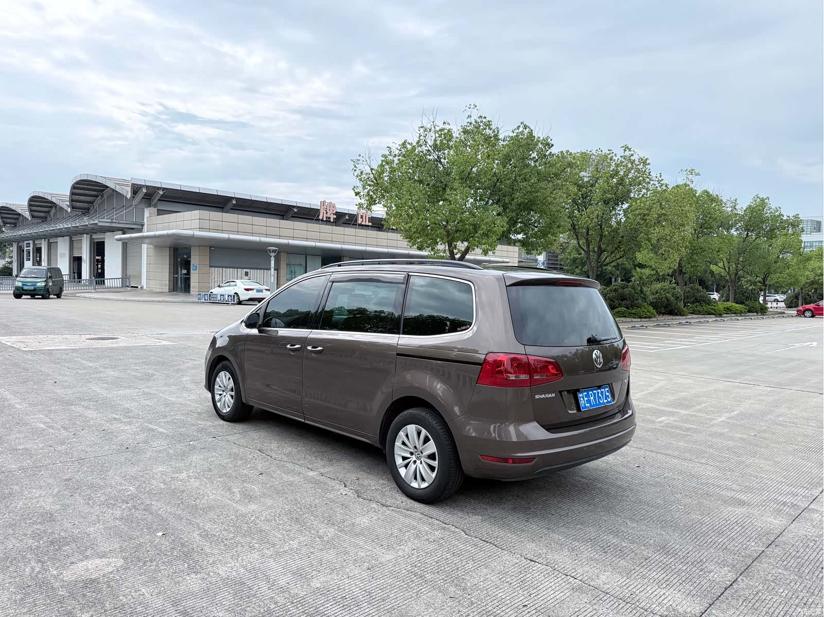 Volkswagen Xia, 2013 6