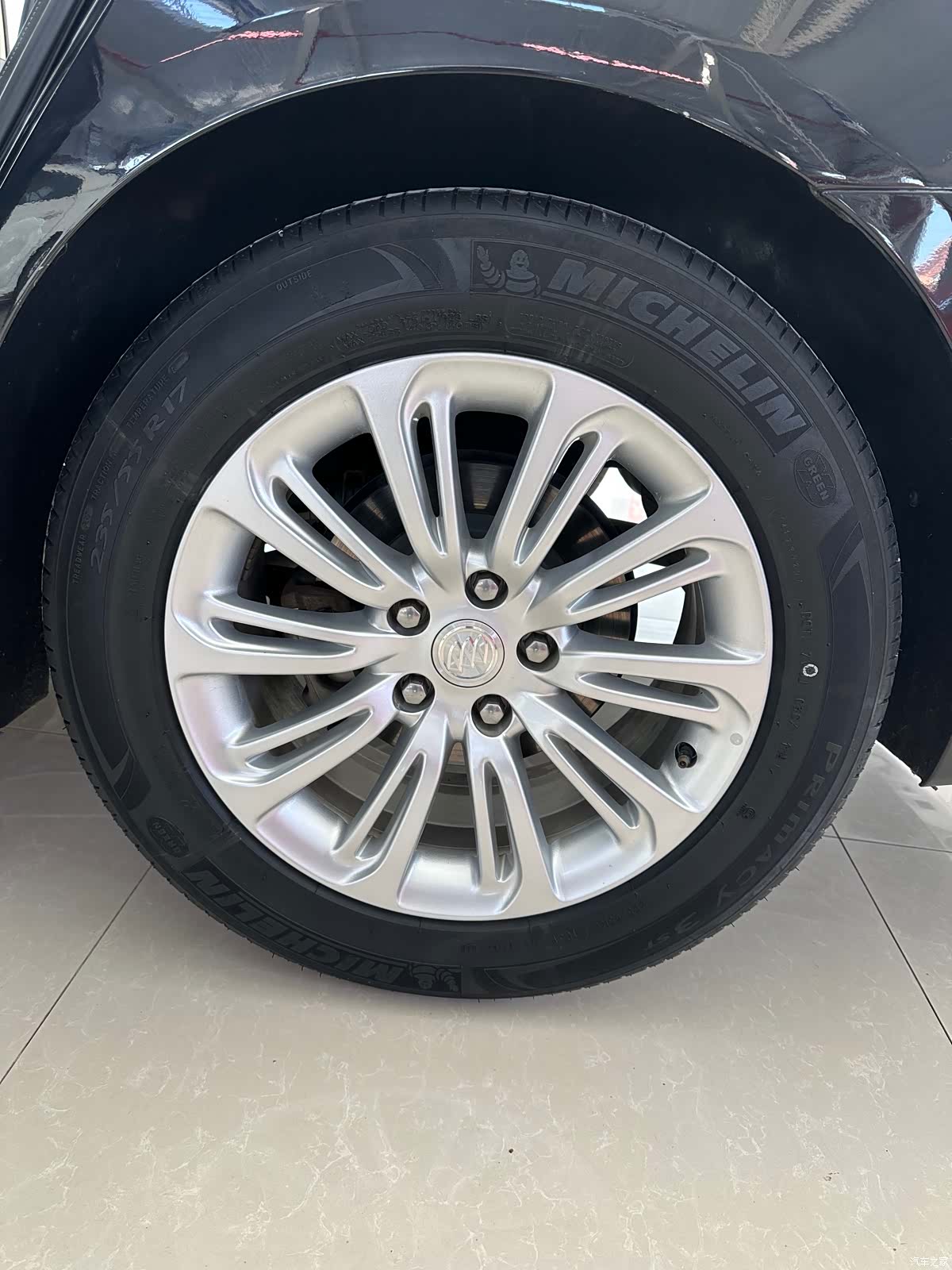 Buick LaCrosse, 2019 20