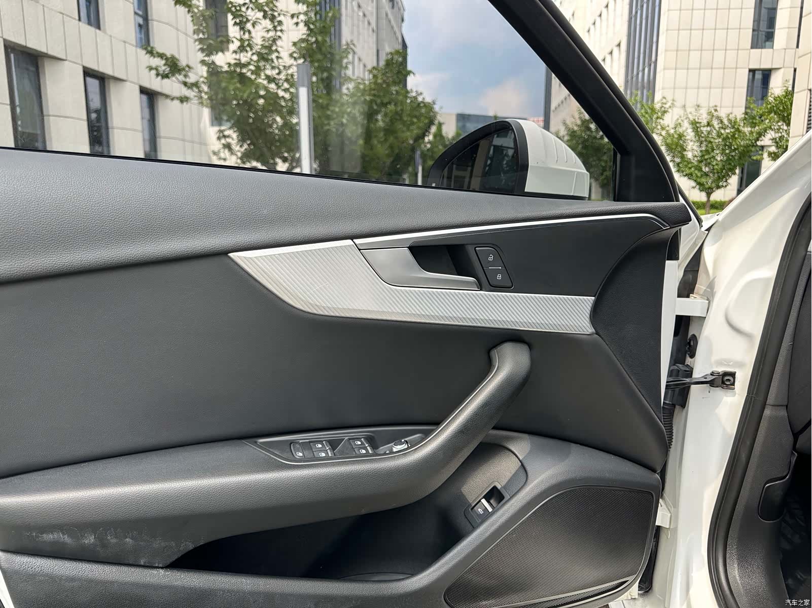 Audi A4L, 2017 6