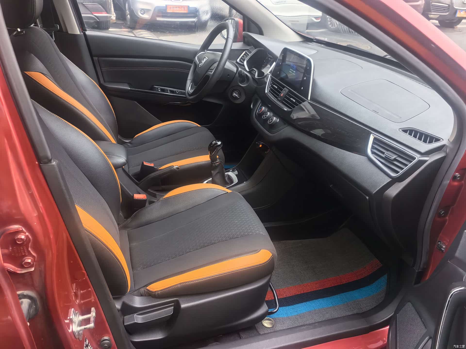 Wuling 310, 2017 все фото
