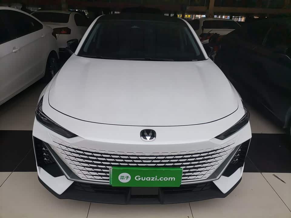 Changan UNI-V Smart iDD