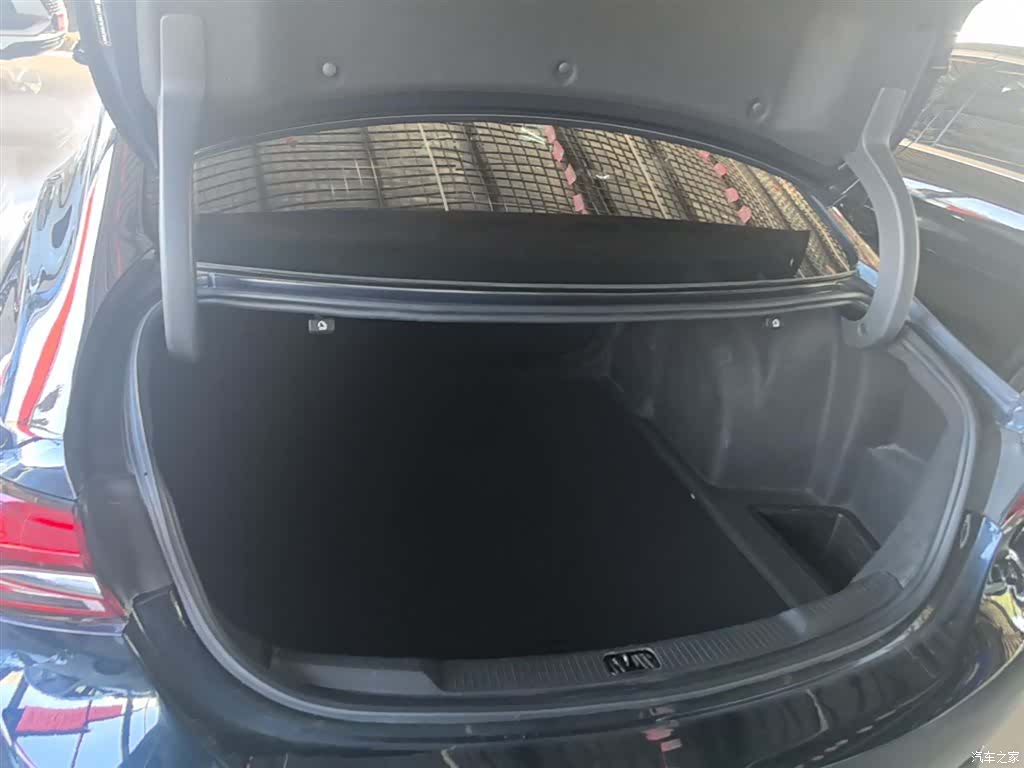 Buick LaCrosse, 2020 19
