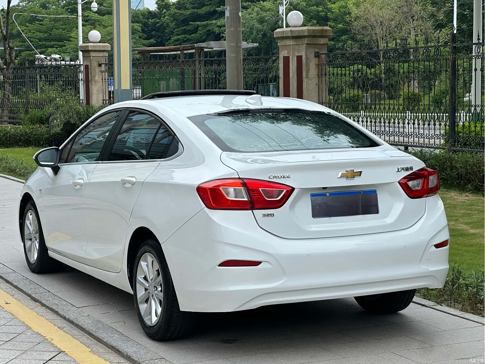 Chevrolet 320, 2018 10