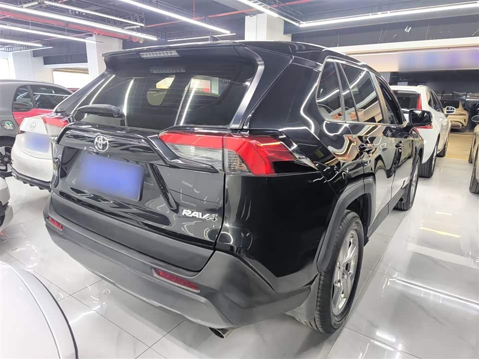 Toyota RAV4 Rongfang