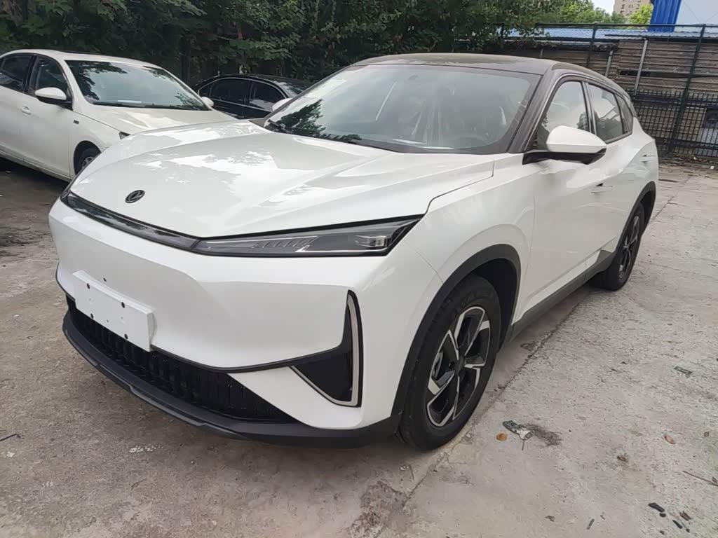 Dongfeng L7