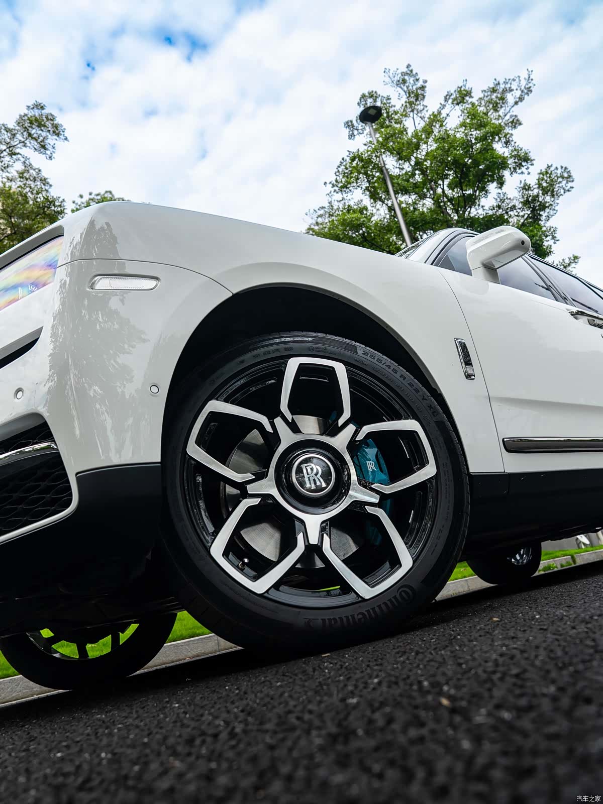 Rolls-Royce Cullinan, 2021 4