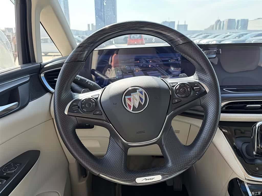 Buick GL8, 2023 10