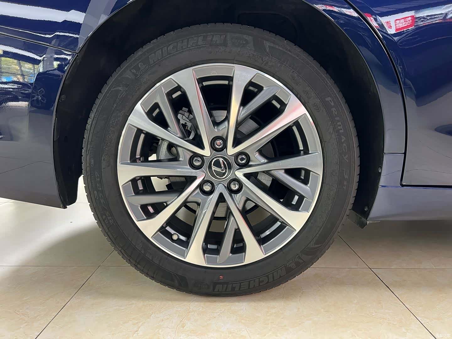 Lexus ES, 2023 26