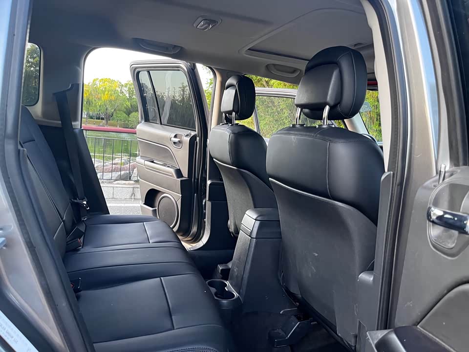 Jeep Freelancer