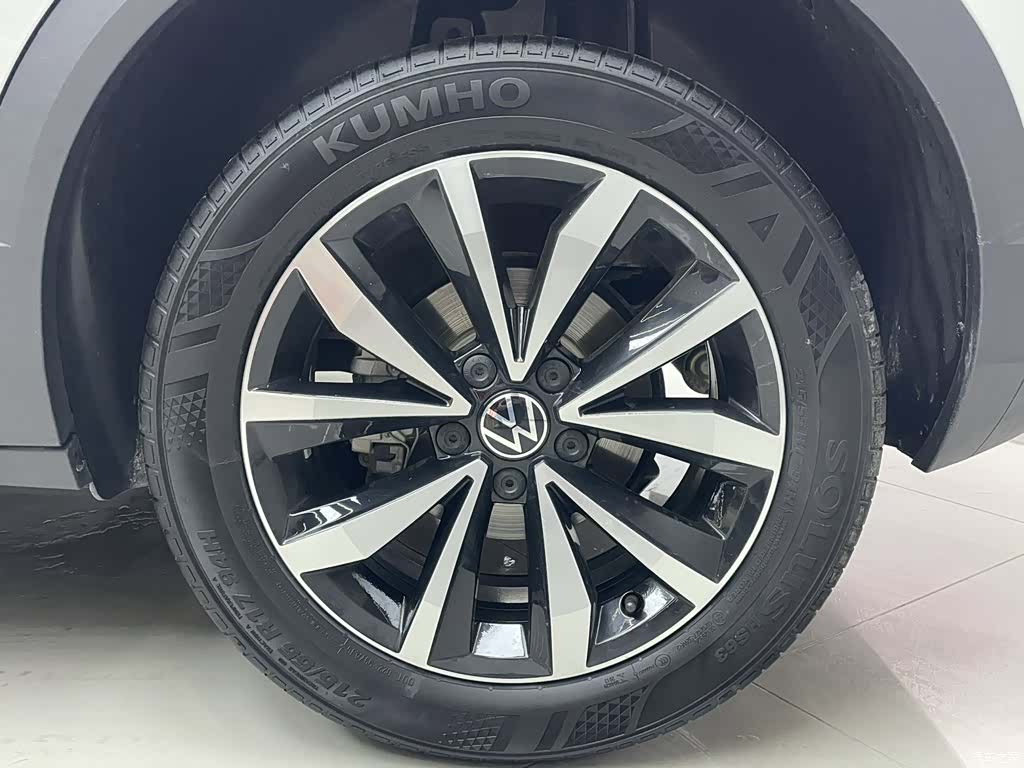 Volkswagen T-ROC, 2025 все фото