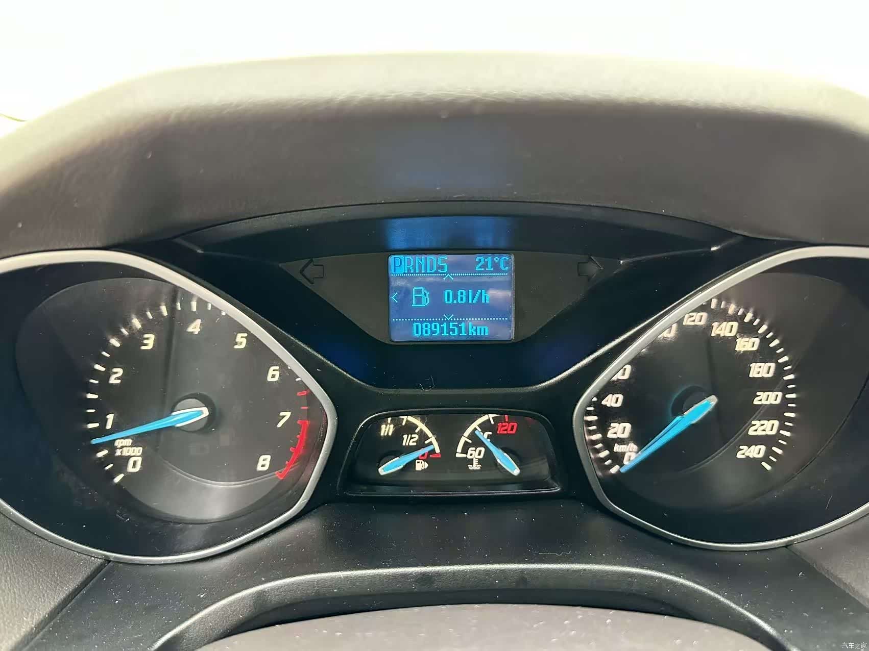 Ford Focus, 2013 10