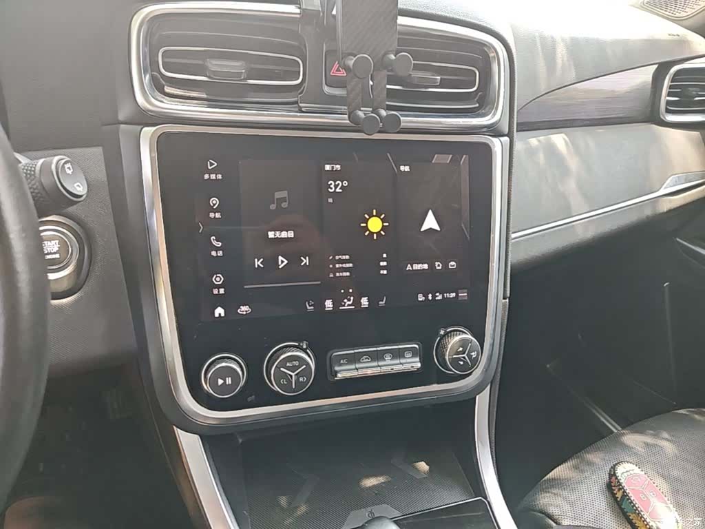 Lynk & Co 01, 2019 13