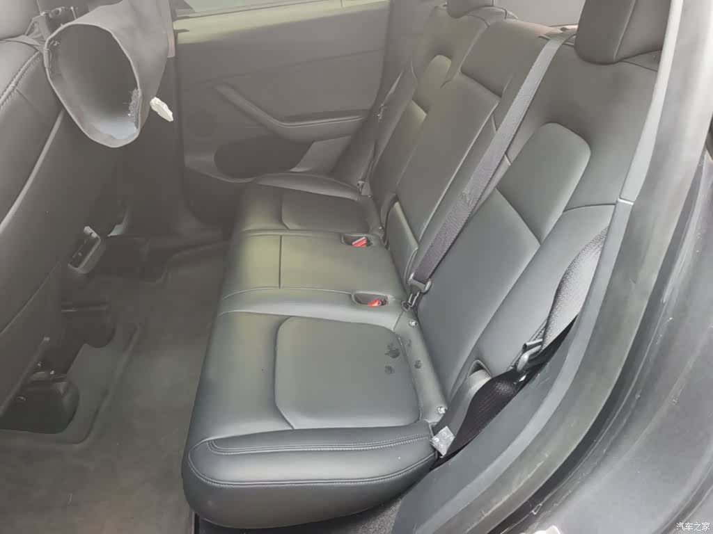 Tesla Model Y, 2021 13