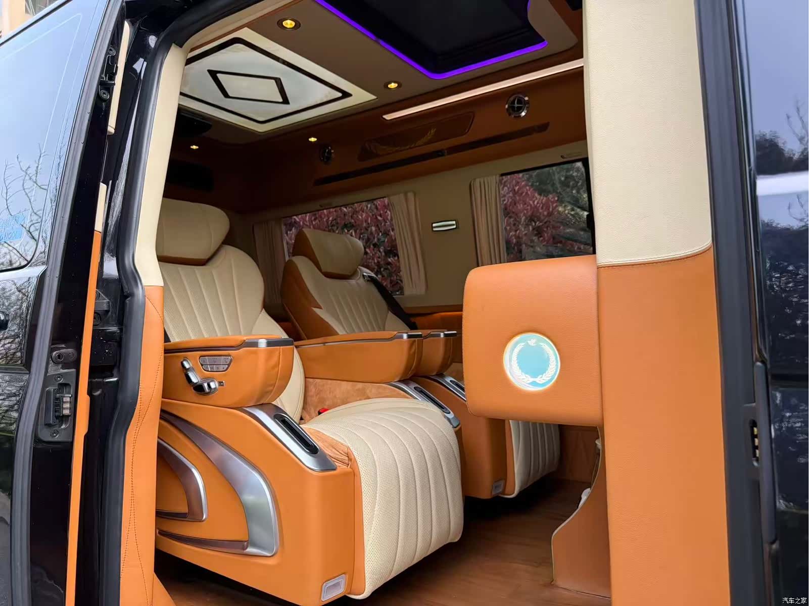 Volkswagen 7, 2019 17