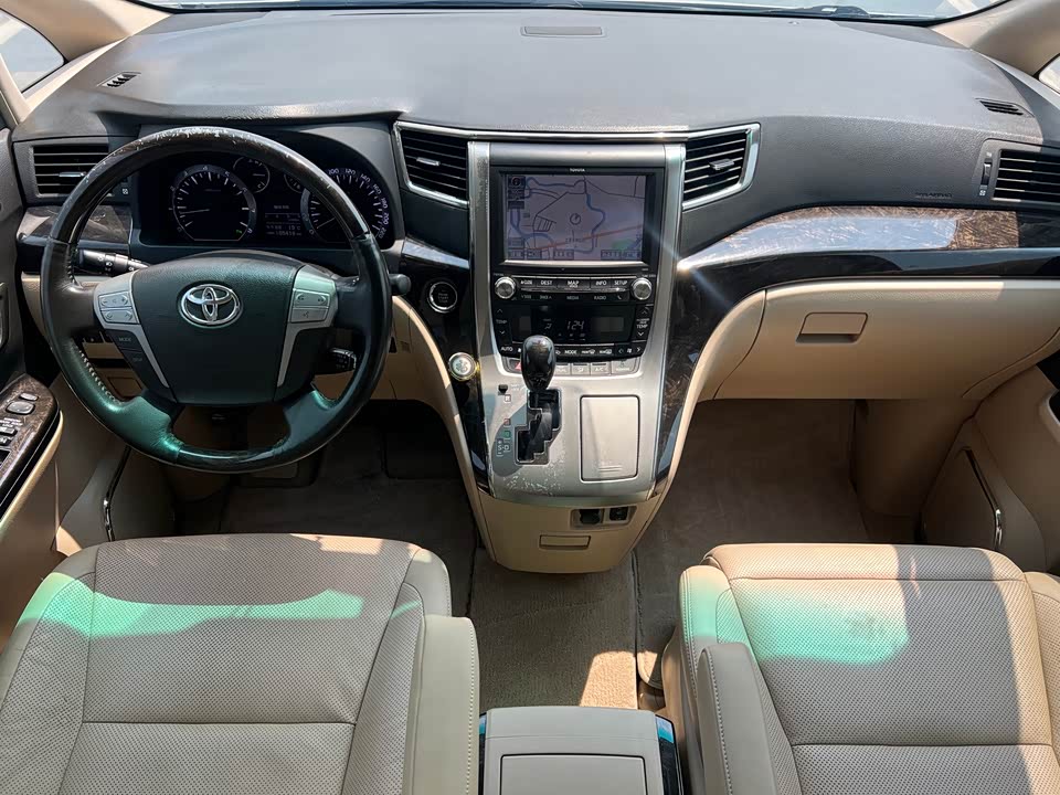 Toyota Elfa