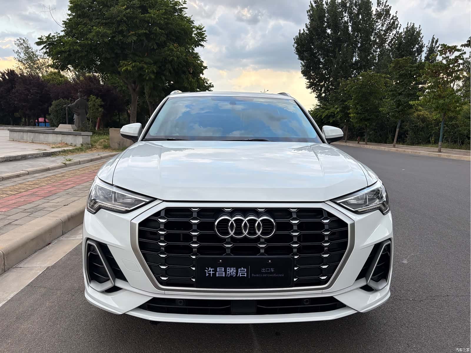Audi Q3, 2023 2