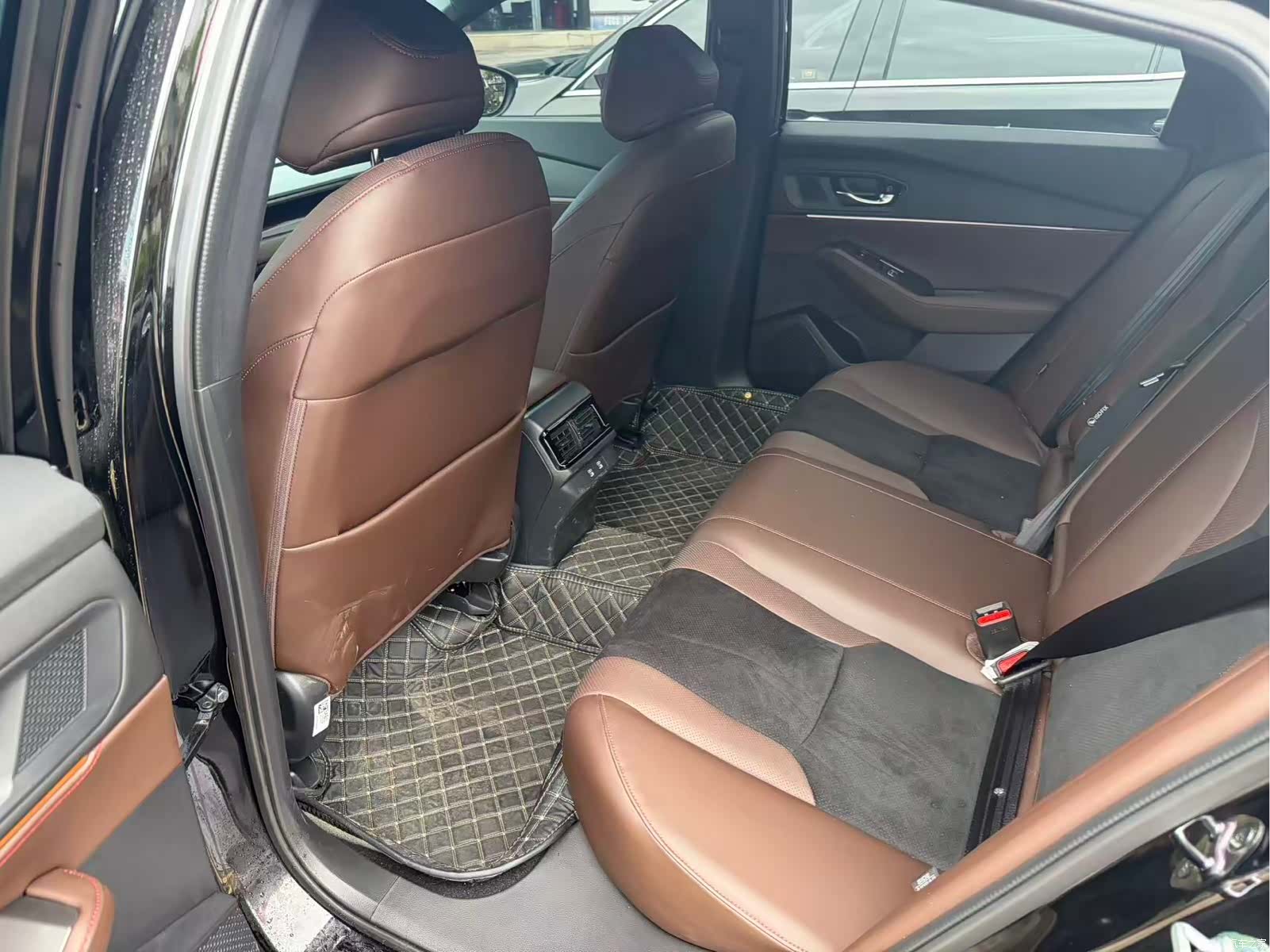 Honda Inspire, 2025 8