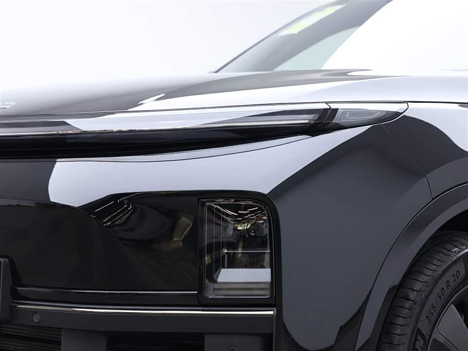 Li Auto Ideal L8