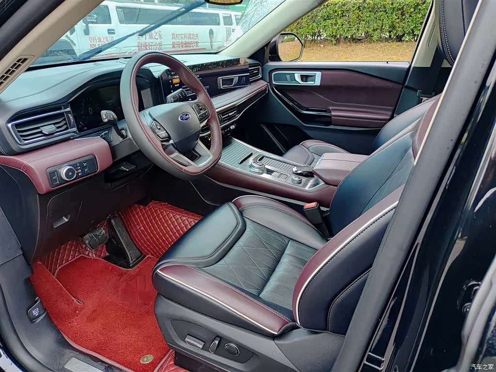 Ford Explorer, 2023 7