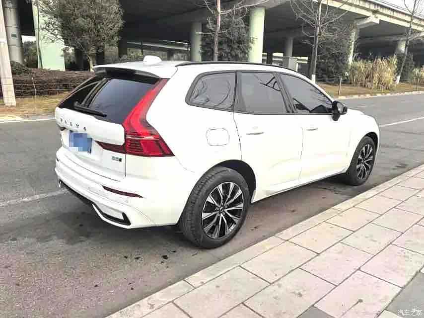 Volvo XC60, 2024 все фото