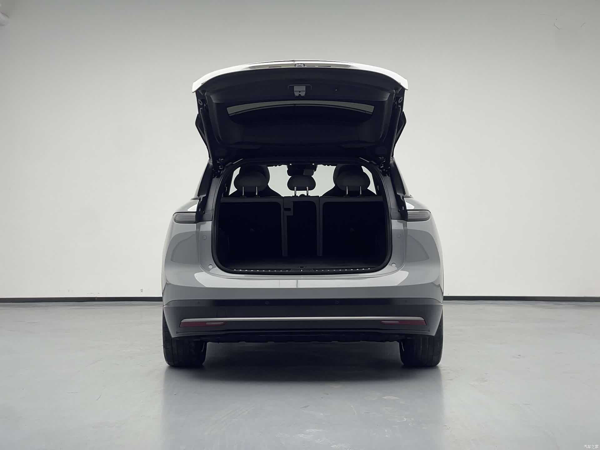 NIO ES6, 2023 7
