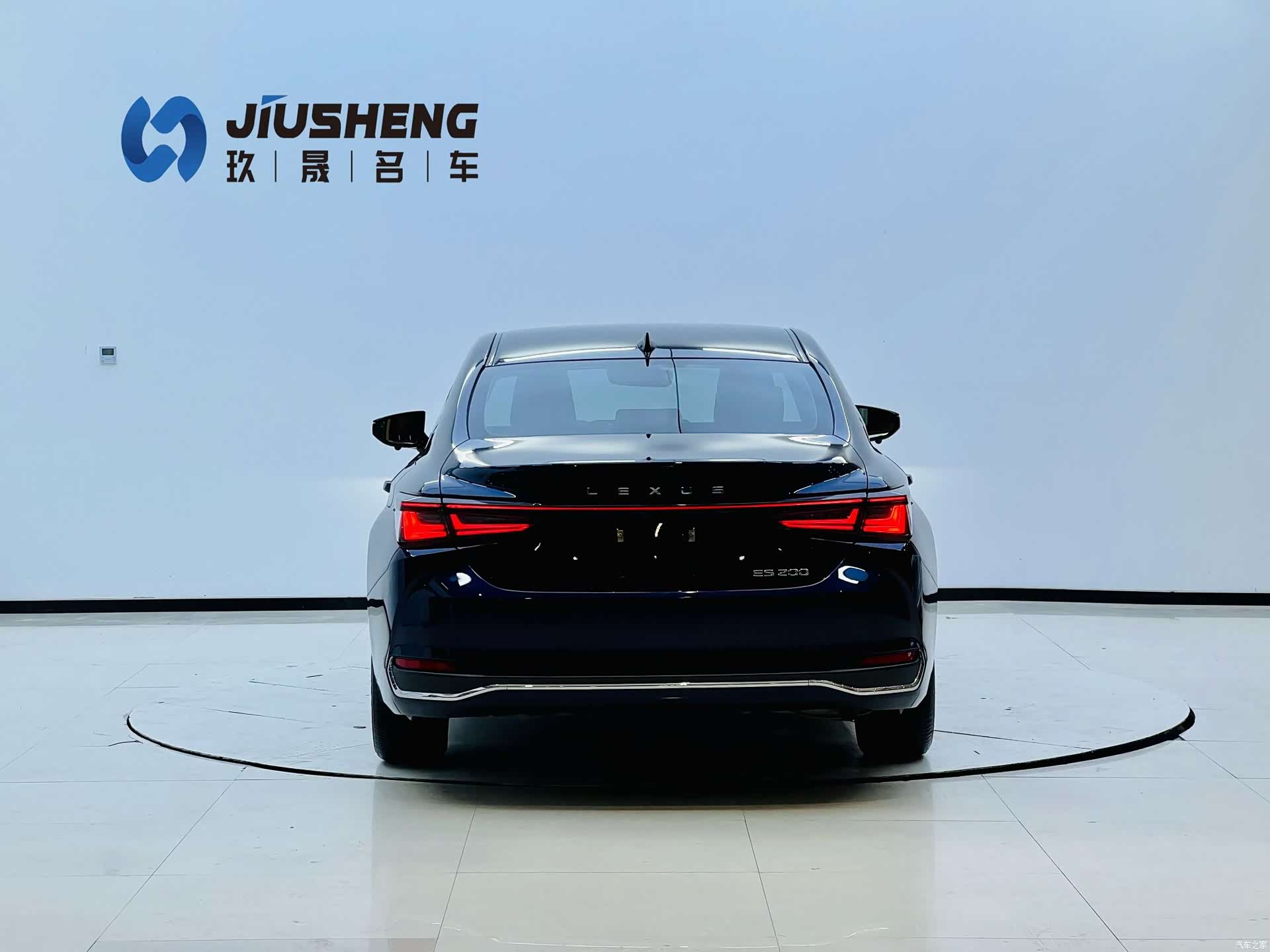 Lexus ES, 2025 15