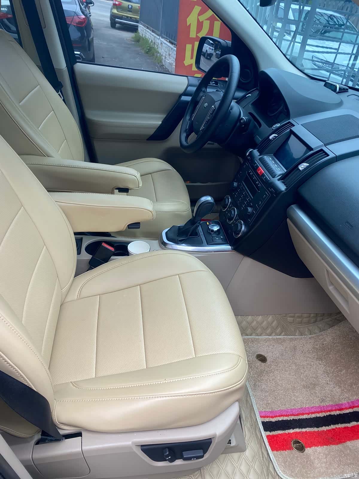 Land Rover Si4, 2012 9