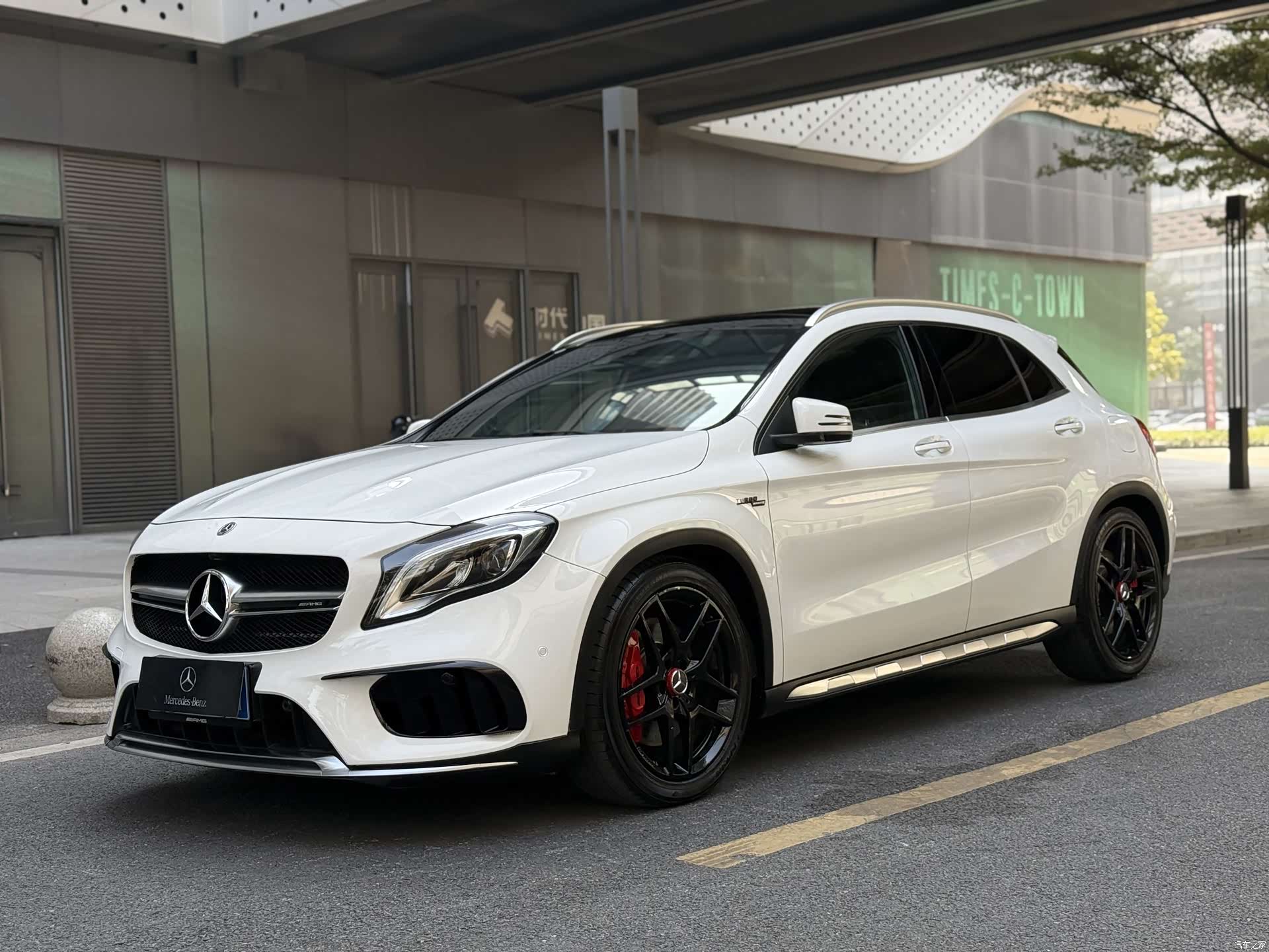 Mercedes-Benz GLA, 2019 1