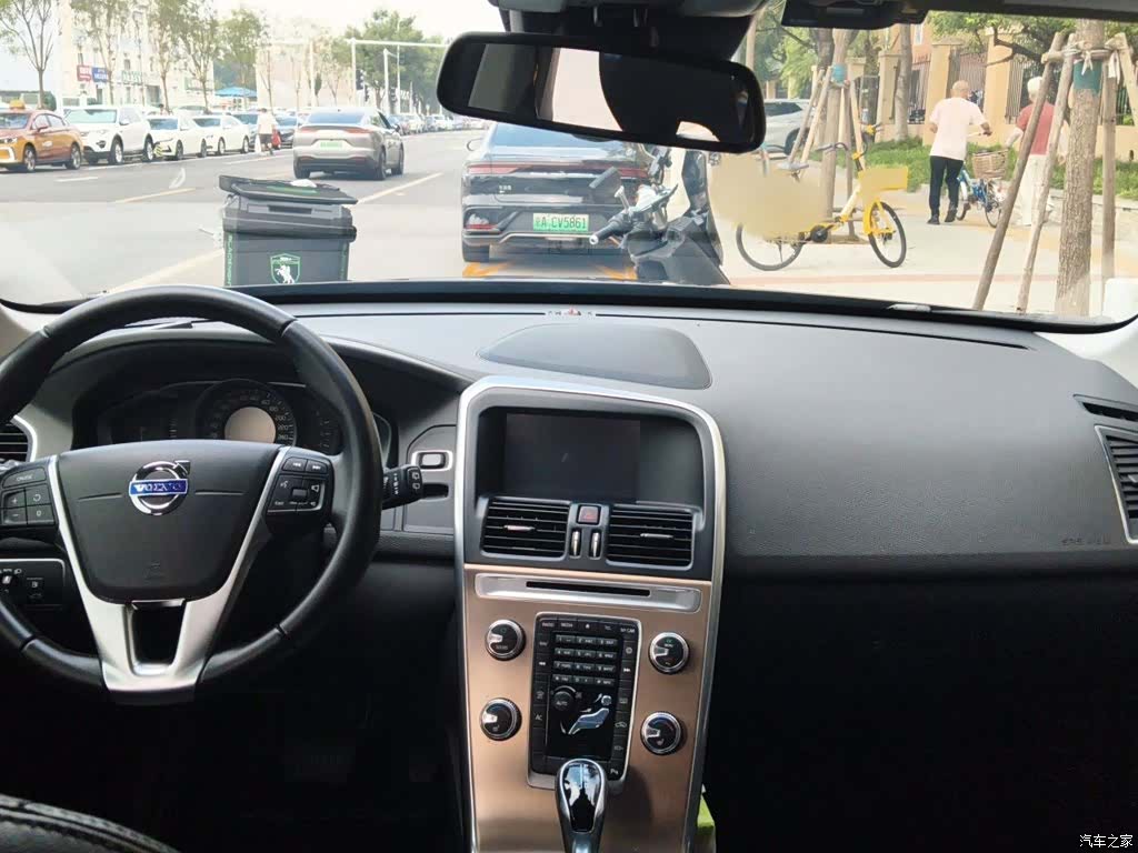Volvo XC60, 2017 13