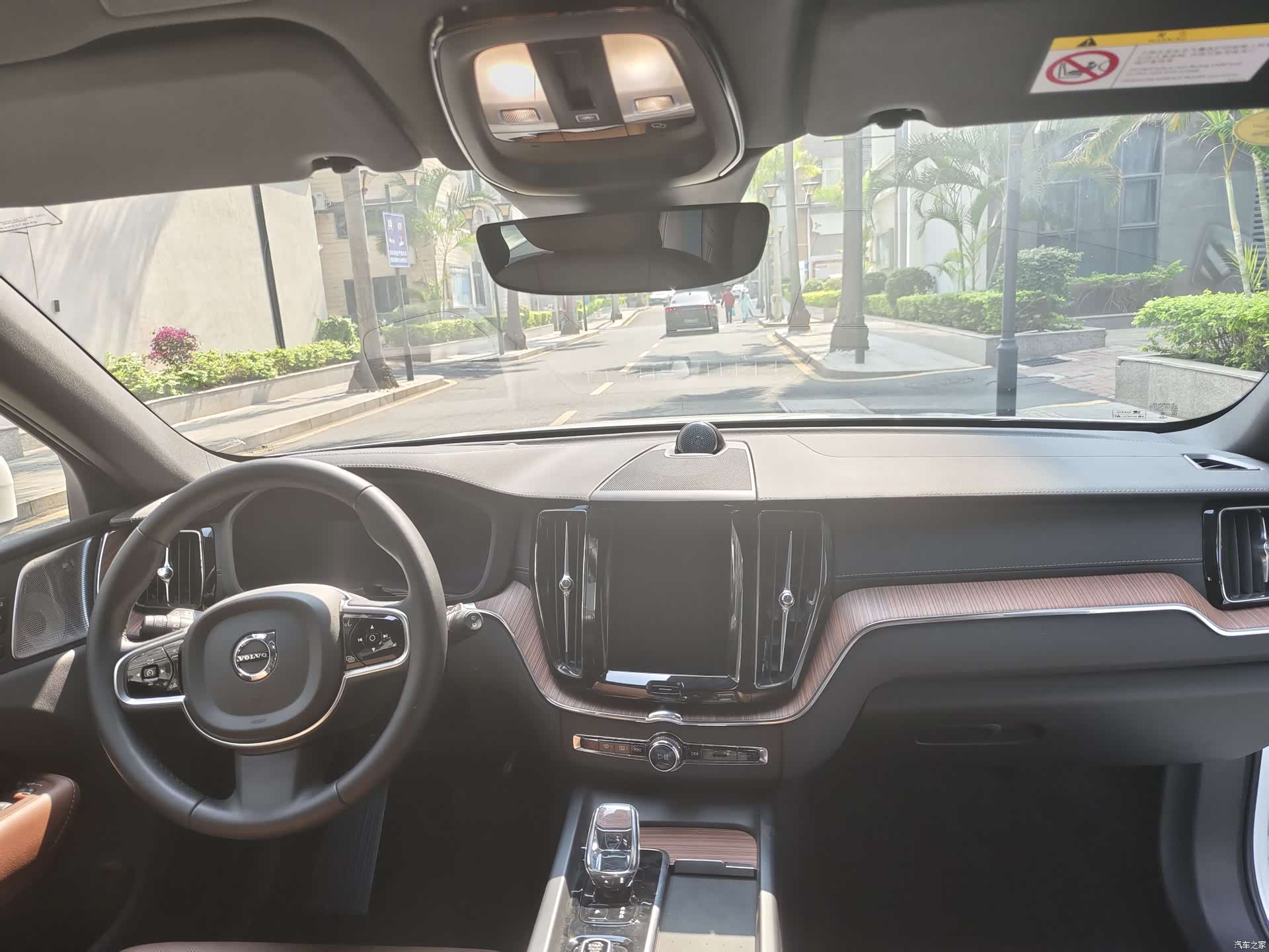 Volvo XC60, 2023 все фото