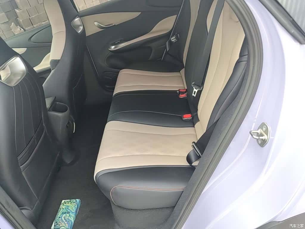 BYD Dolphin, 2023 17
