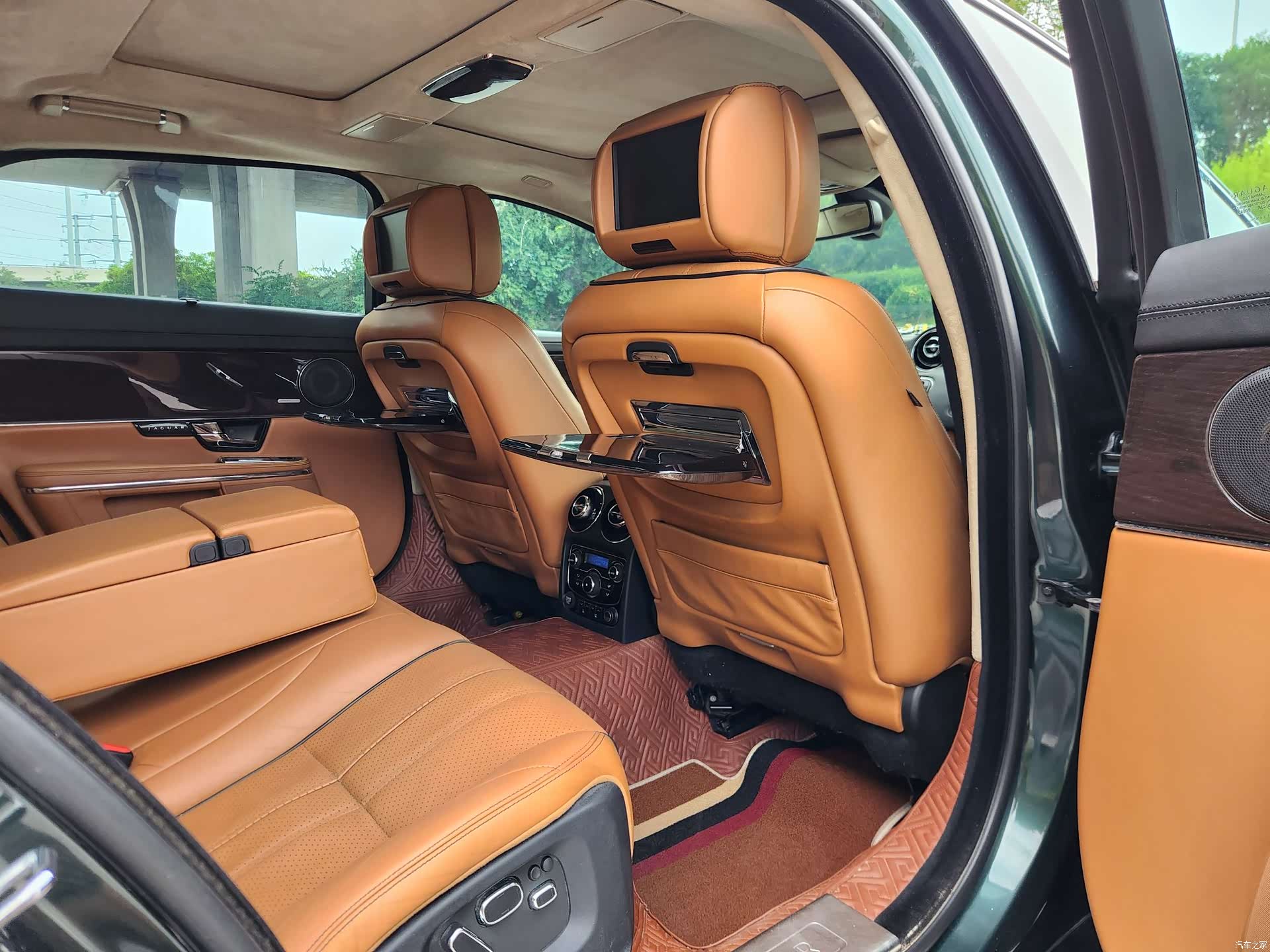 Jaguar XJ, 2012 15